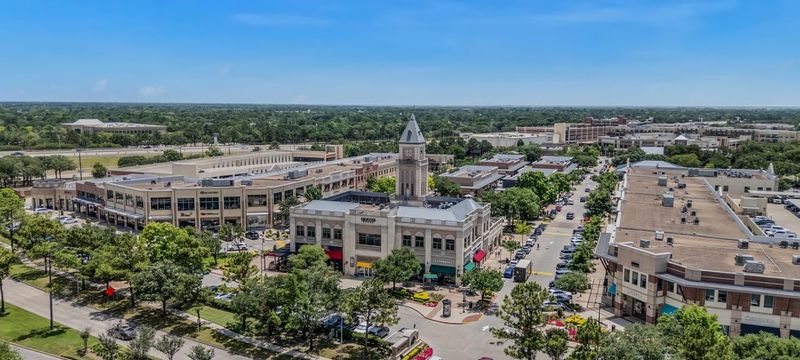 LaCenterra at Cinco Ranch in Katy